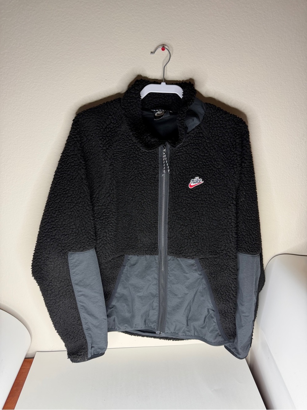 Nike Sherpa Fleece Jacket Men’s Size Large Black Full Zip Sportswear BV3720-010